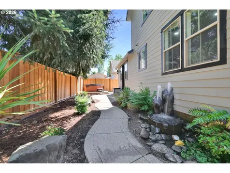 2183 Ashbury Drive Eugene OR 97408
