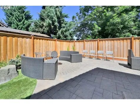 2183 Ashbury Drive Eugene OR 97408