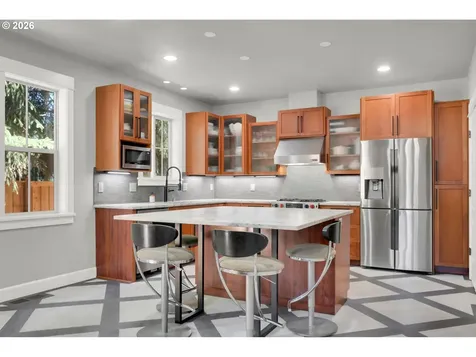 2183 Ashbury Drive Eugene OR 97408