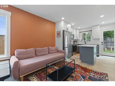 8838 N Drummond Avenue Portland OR 97217
