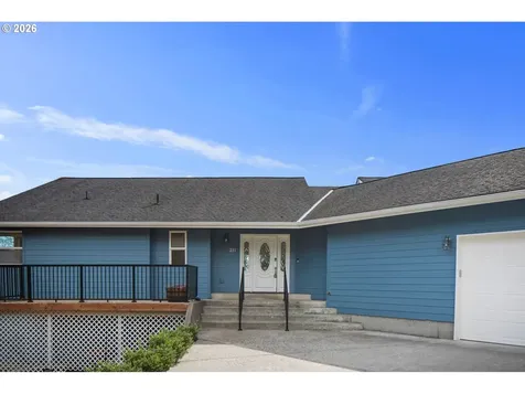 211 Basswood Drive Silver Lake WA 98645