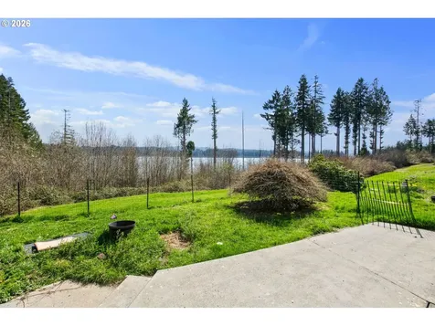 211 Basswood Drive Silver Lake WA 98645