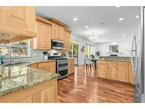 1667 Ptarmigan Street NW Salem OR 97304