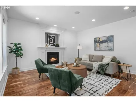 1667 Ptarmigan Street NW Salem OR 97304