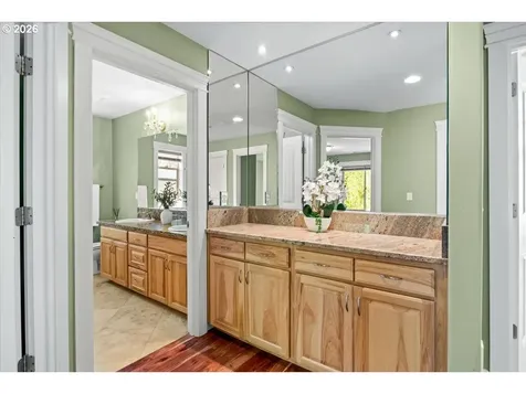 1667 Ptarmigan Street NW Salem OR 97304