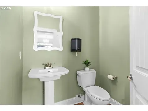 1667 Ptarmigan Street NW Salem OR 97304