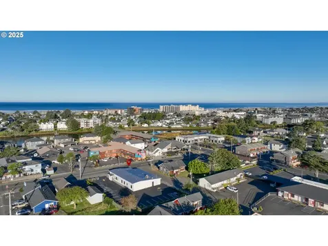809 S Holladay Drive Seaside OR 97138