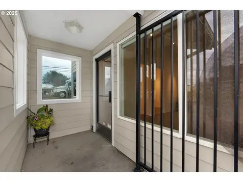 809 S Holladay Drive Seaside OR 97138
