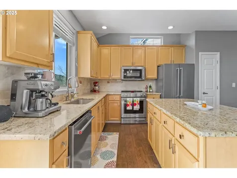20528 Noble Lane West Linn OR 97068