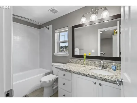 20528 Noble Lane West Linn OR 97068