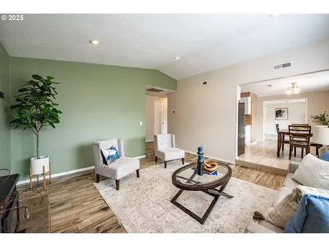 5354 Cody Avenue Eugene OR 97402