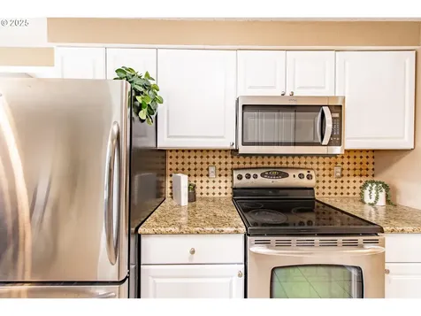 5354 Cody Avenue Eugene OR 97402