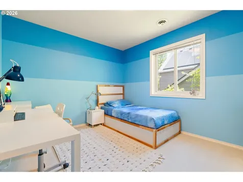 10142 NW Fleetwood Drive Portland OR 97229