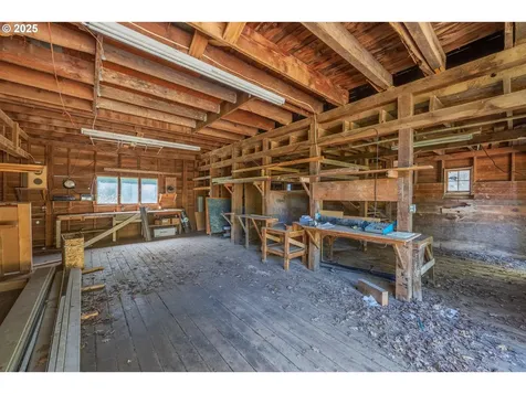 102 SW Garfield Avenue White Salmon WA 98672