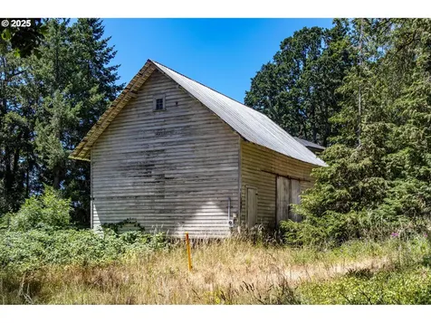 102 SW Garfield Avenue White Salmon WA 98672