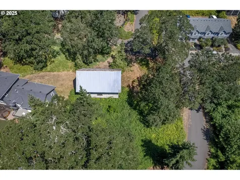 102 SW Garfield Avenue White Salmon WA 98672