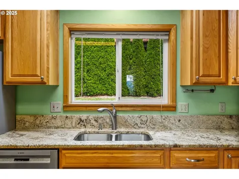 409 S 30th Street Philomath OR 97370
