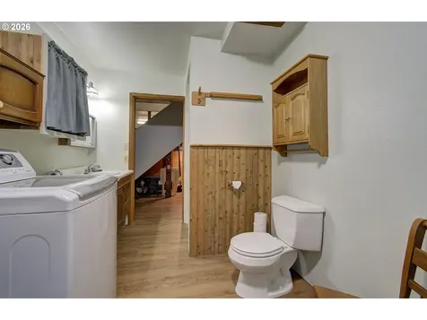 532 NE Curtis Drive Corbett OR 97019
