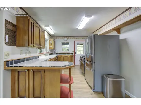 532 NE Curtis Drive Corbett OR 97019