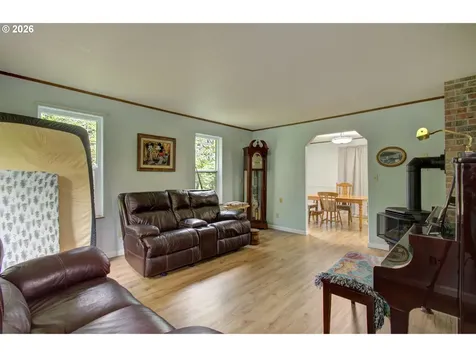 532 NE Curtis Drive Corbett OR 97019