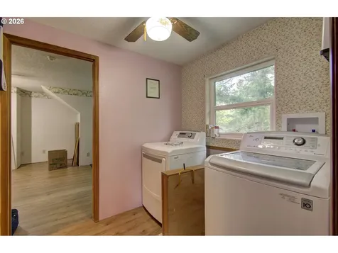532 NE Curtis Drive Corbett OR 97019