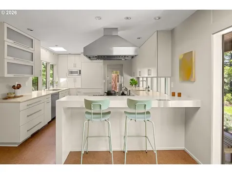 4645 SW Fairview Boulevard Portland OR 97221