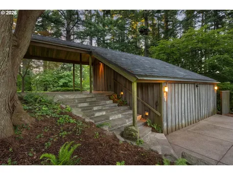4645 SW Fairview Boulevard Portland OR 97221