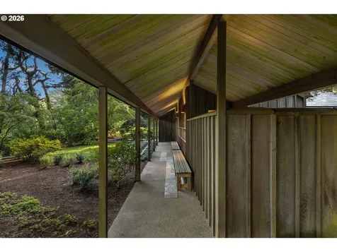 4645 SW Fairview Boulevard Portland OR 97221
