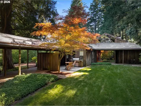 4645 SW Fairview Boulevard Portland OR 97221