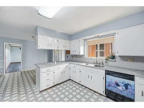 704 Toliver Road Molalla OR 97038