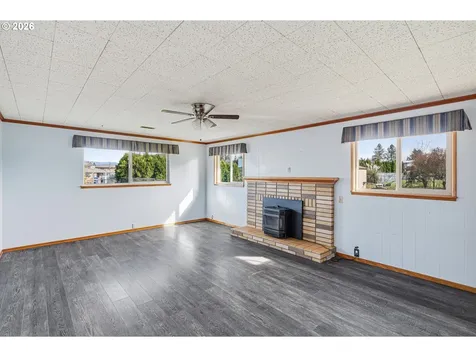 704 Toliver Road Molalla OR 97038