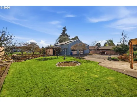 704 Toliver Road Molalla OR 97038