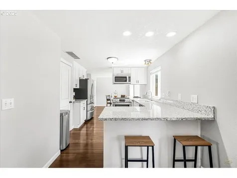 33288 SW Meadowbrook Drive Scappoose OR 97056