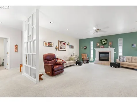 12993 SE Almond Court Clackamas OR 97015