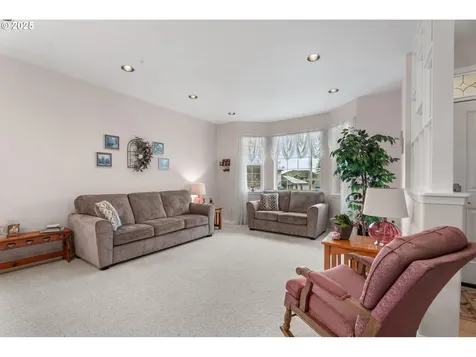 12993 SE Almond Court Clackamas OR 97015
