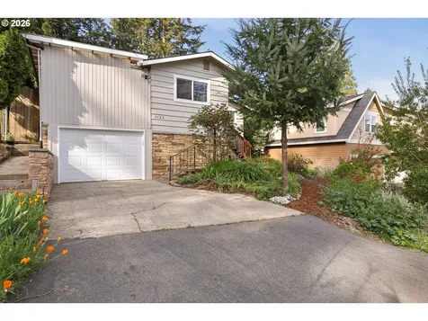 2723 SW Texas Street Portland OR 97219