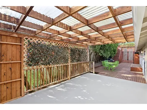 2723 SW Texas Street Portland OR 97219