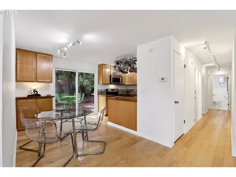 2723 SW Texas Street Portland OR 97219