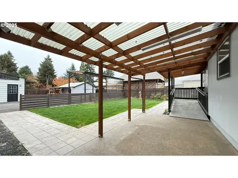 3881 Souza Street Eugene OR 97402