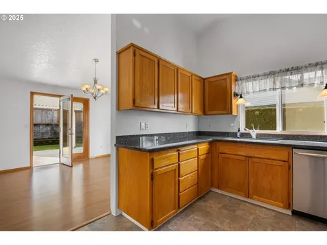 1024 SE 29th Street Troutdale OR 97060