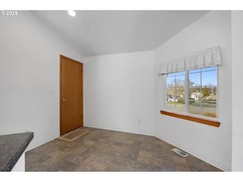 1024 SE 29th Street Troutdale OR 97060