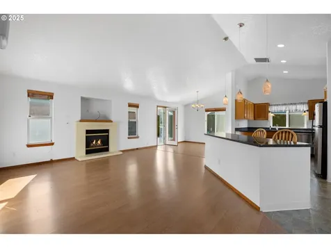 1024 SE 29th Street Troutdale OR 97060