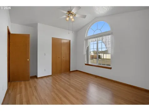 1024 SE 29th Street Troutdale OR 97060