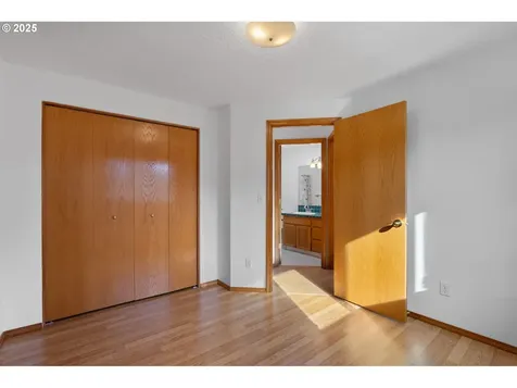 1024 SE 29th Street Troutdale OR 97060