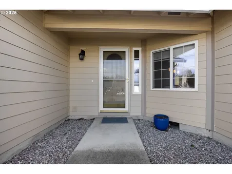 1024 SE 29th Street Troutdale OR 97060