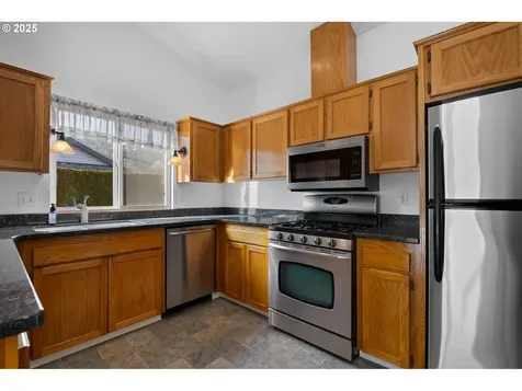 1024 SE 29th Street Troutdale OR 97060