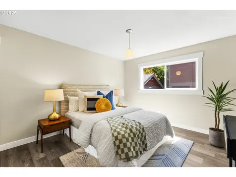 7226 SW 32nd Avenue Portland OR 97219