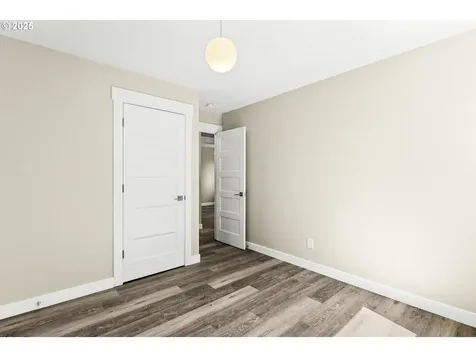 7226 SW 32nd Avenue Portland OR 97219