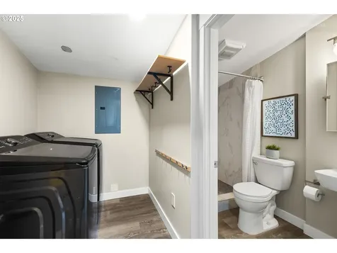7226 SW 32nd Avenue Portland OR 97219