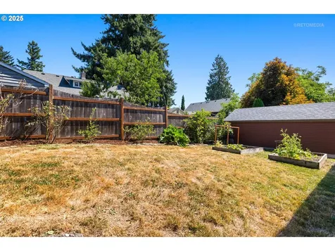 7226 SW 32nd Avenue Portland OR 97219